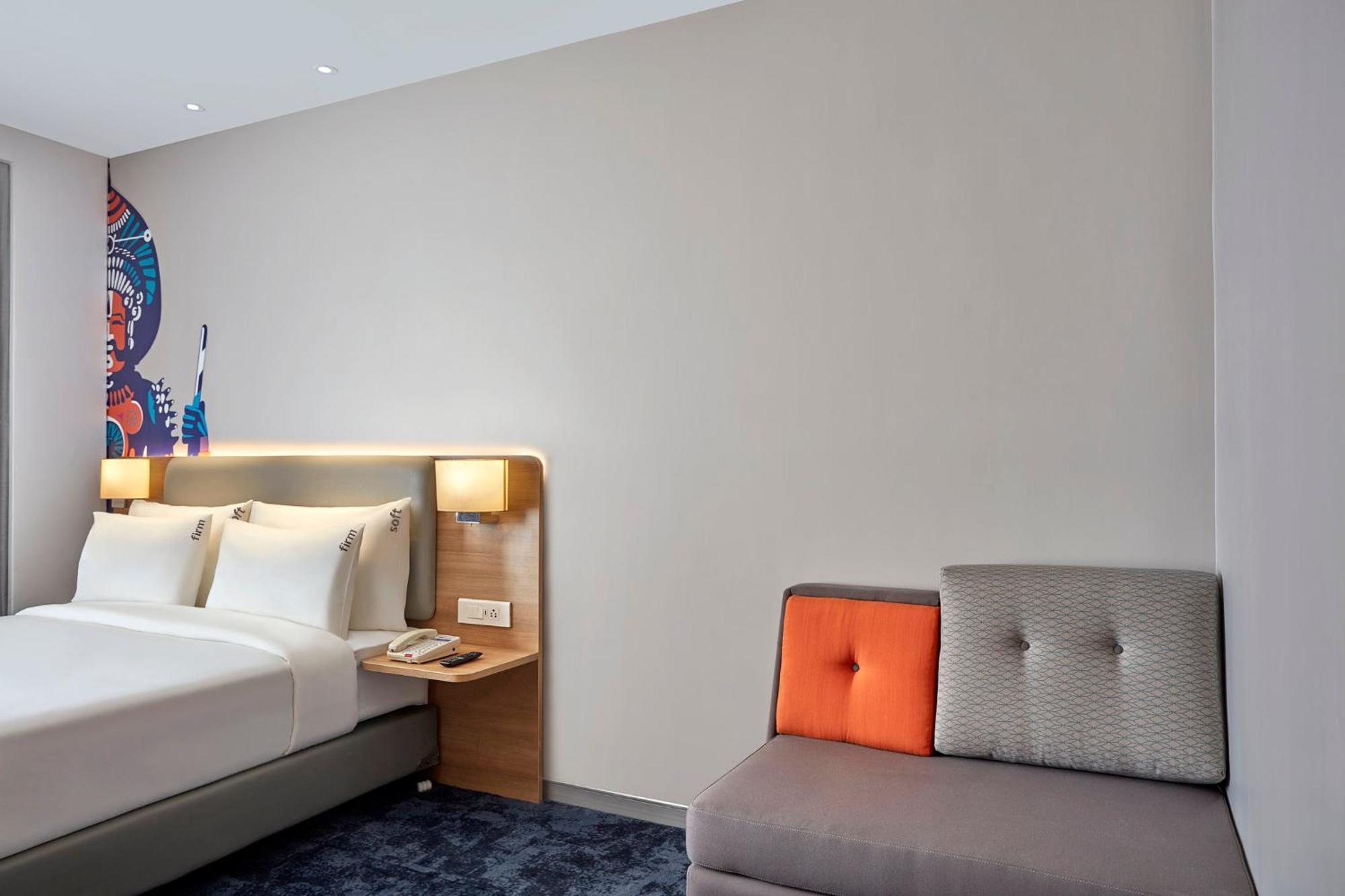 Holiday Inn Express Bengaluru Bommasandra By Ihg Kammasandra Екстер'єр фото